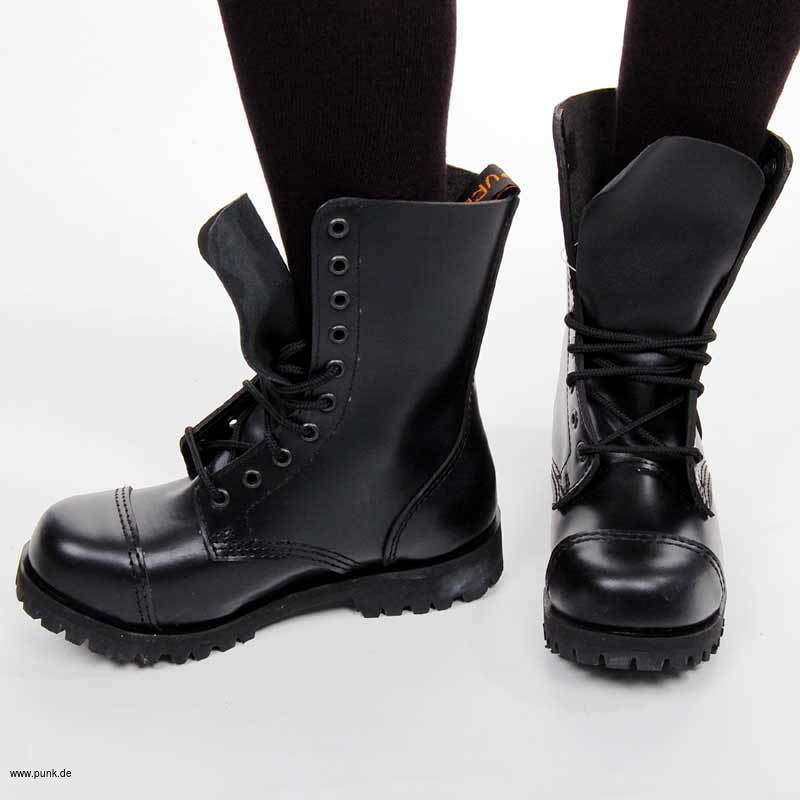 Brandit: Phantom boots 10 eyelet, black